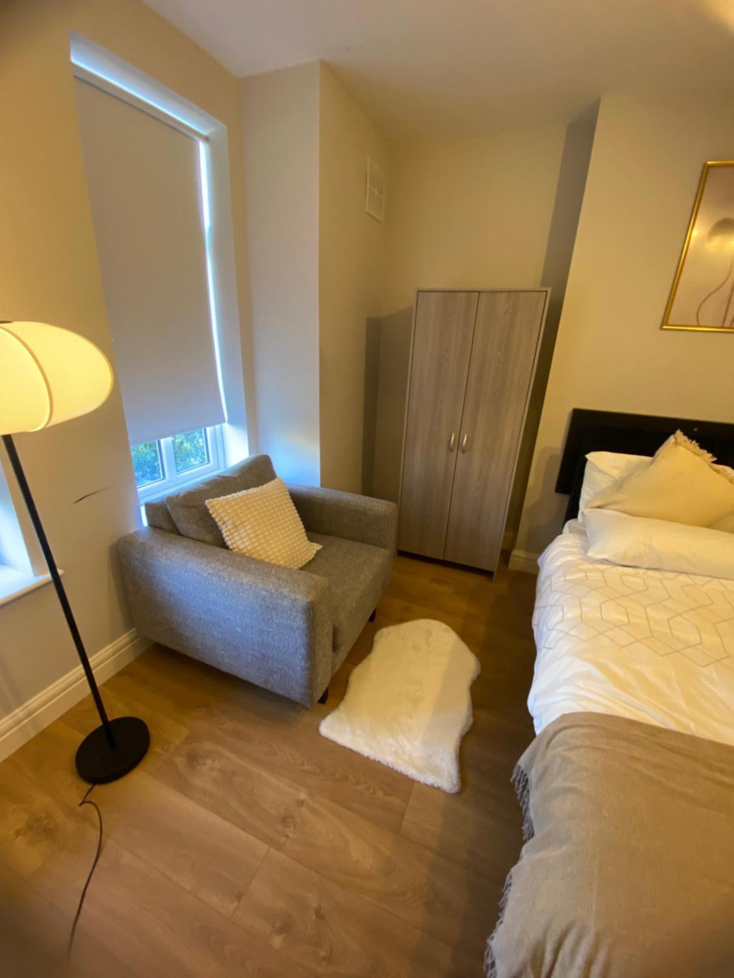 Extra Large Room In New House At Citywest Dublin Kültér fotó